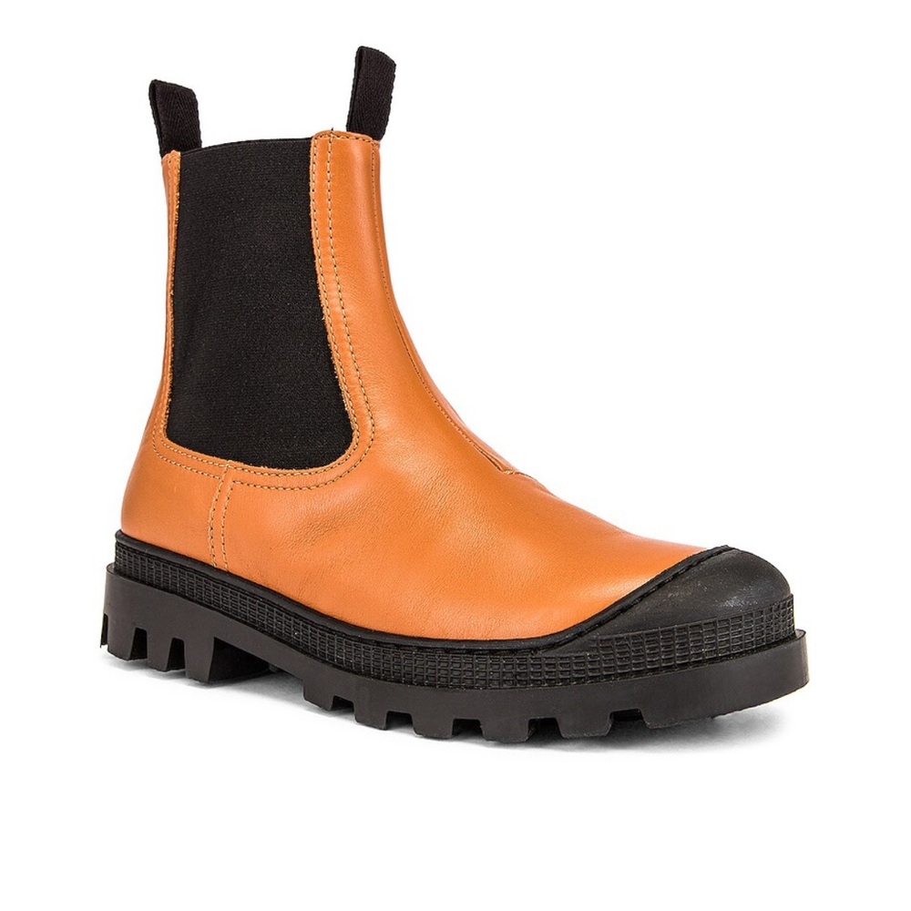 Loewe Lug Sole Leather Ankle Chelsea Boot 38 US 7-7.5